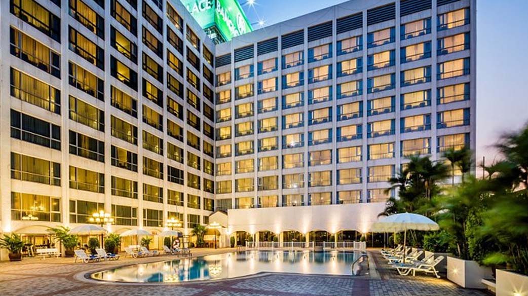 Holiday Inn bangkok/best resort in bangkok